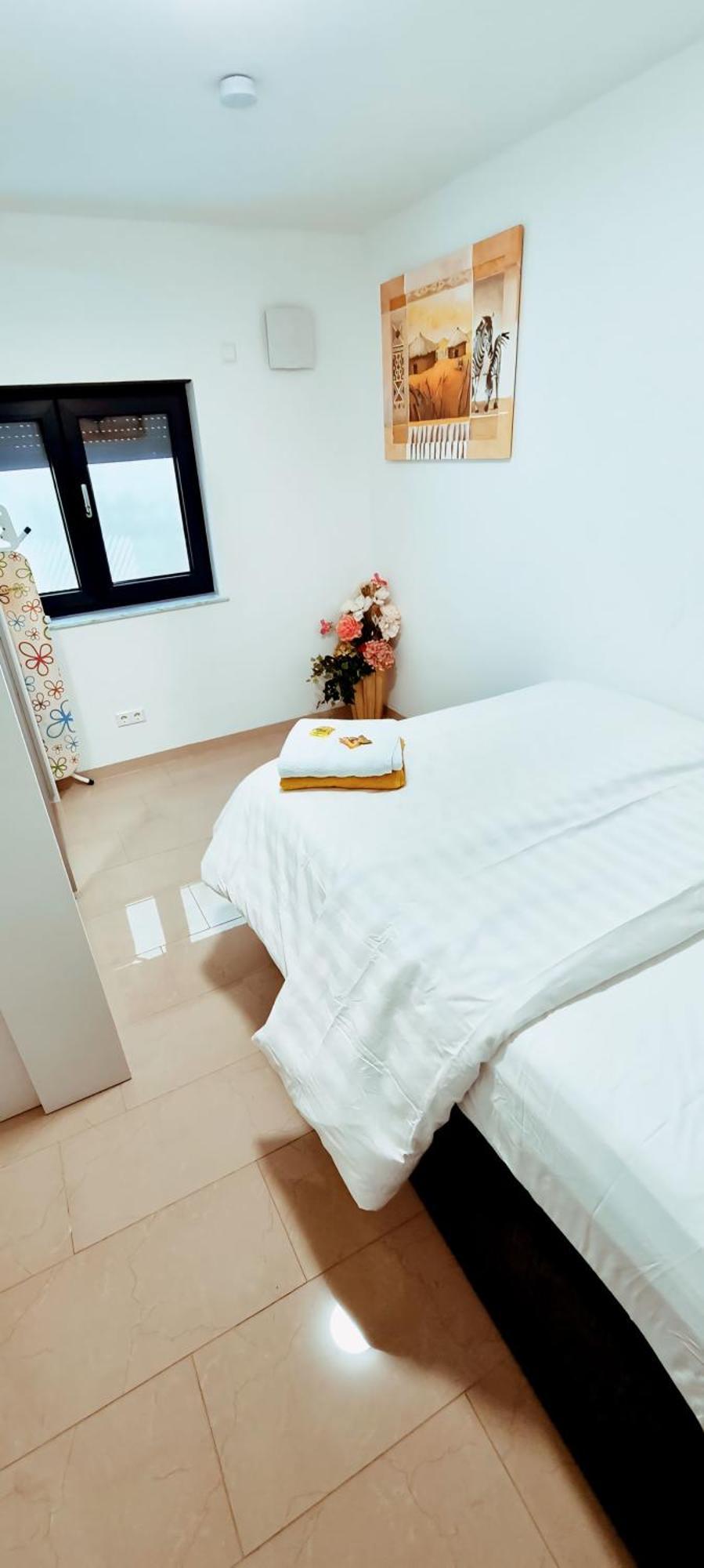 Apartment Einliegerwohnung Neu In Enz Horrheim